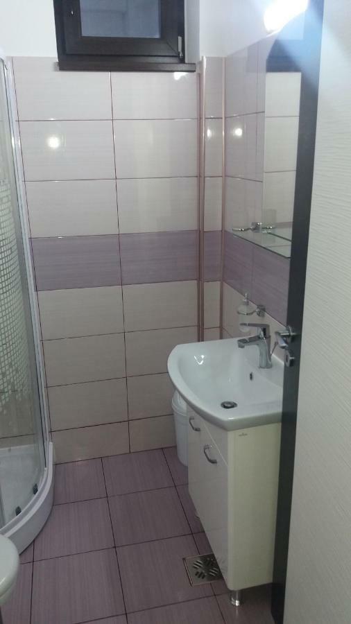 Apartament One Kazeboo Năvodari Exterior foto