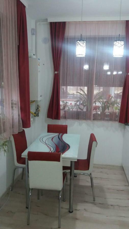 Apartament One Kazeboo Năvodari Exterior foto
